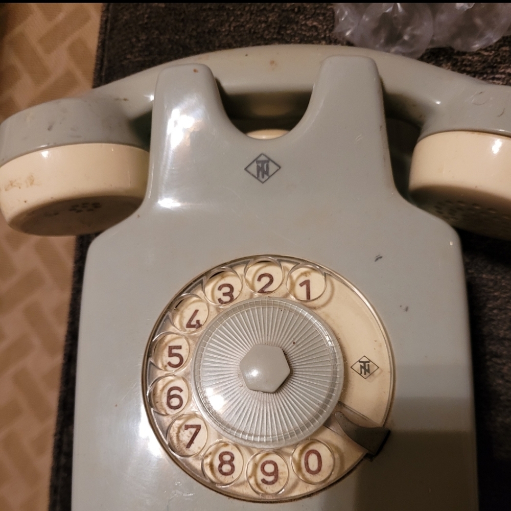 Vintage German TN Rotary Wall Phone(Telefonbau & Normalzeit)